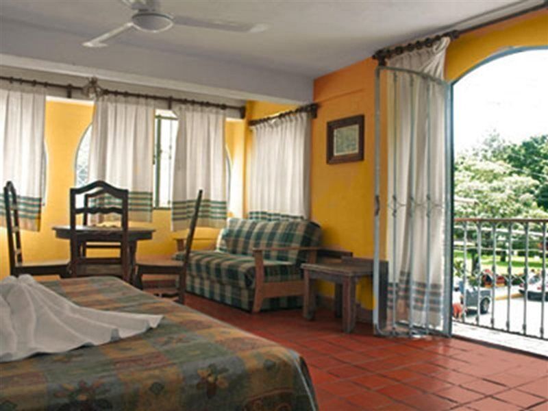 Hotel Casa Shaguibá Crucecita  Exteriér fotografie